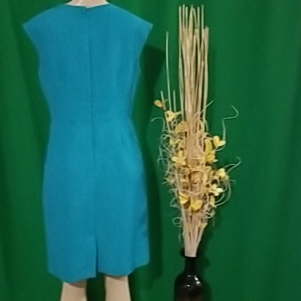 Studio One Dress - Picture 4 of 8